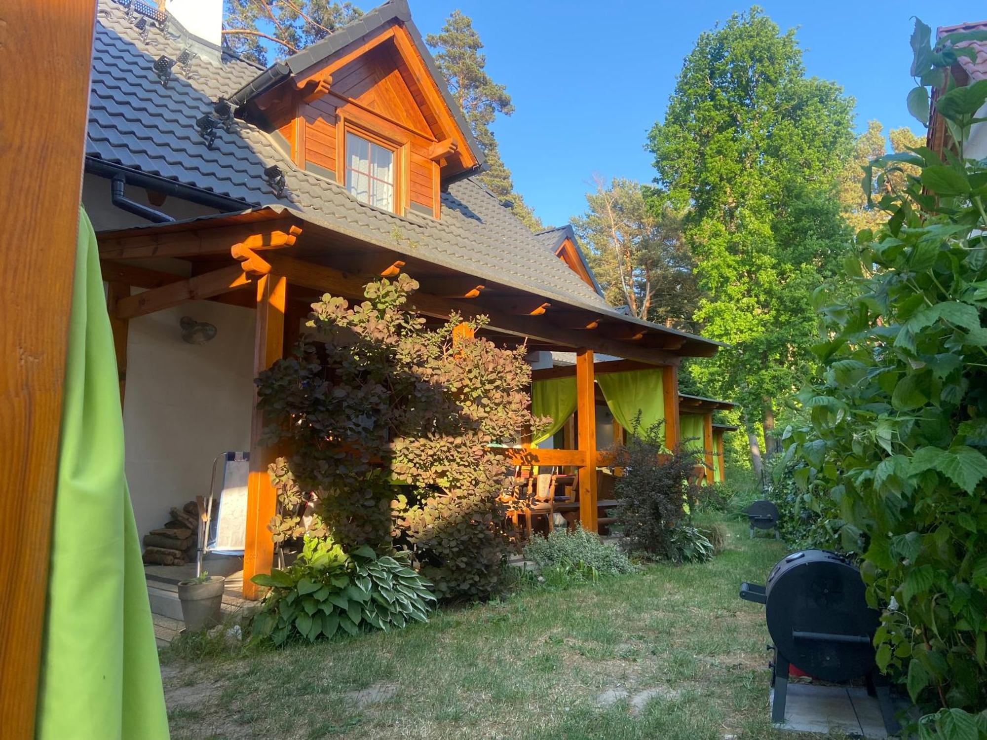 Lesna Chata Ярославец Екстериор снимка